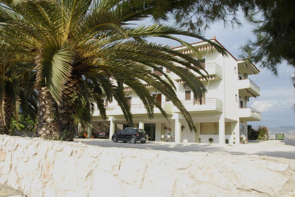 伊利亚'Αγριοι Λιμένες公寓 外观 照片